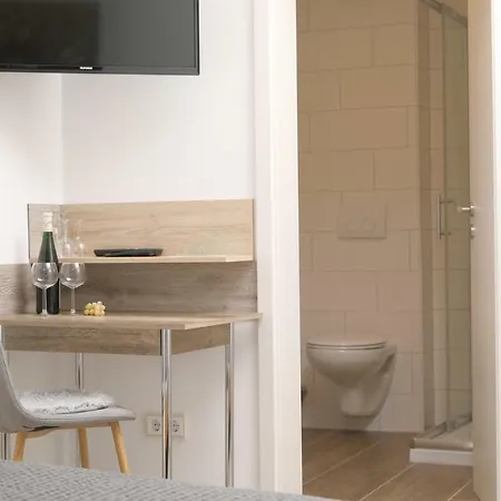 Am Treiser Kiosk Gasthuis Treis-Karden