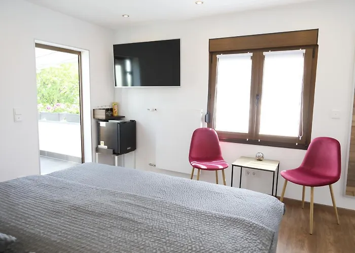 בית הארחה Am Treiser Kiosk טריס-קארדן