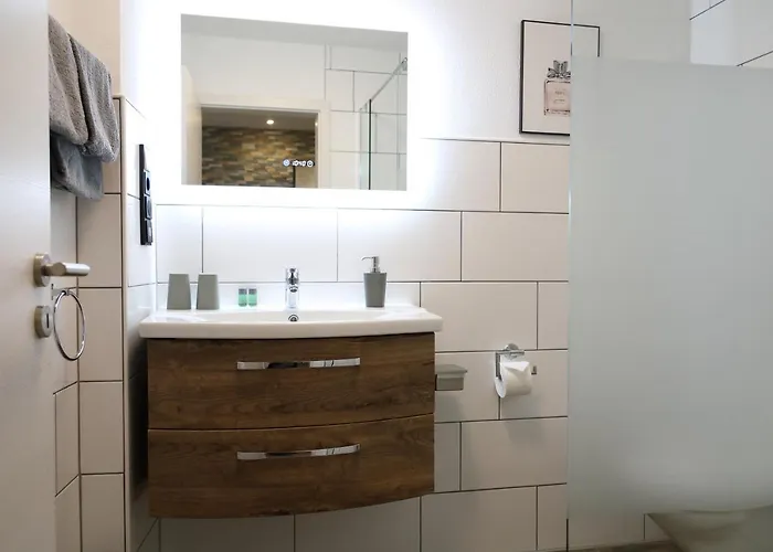 招待所 Am Treiser Kiosk