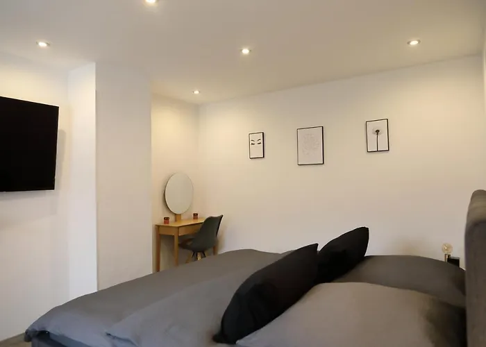 Am Treiser Kiosk בית הארחה 4*