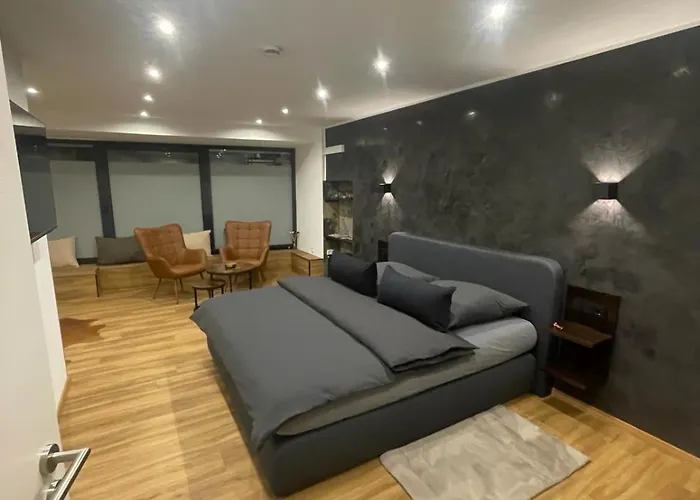 Am Treiser Kiosk בית הארחה טריס-קארדן